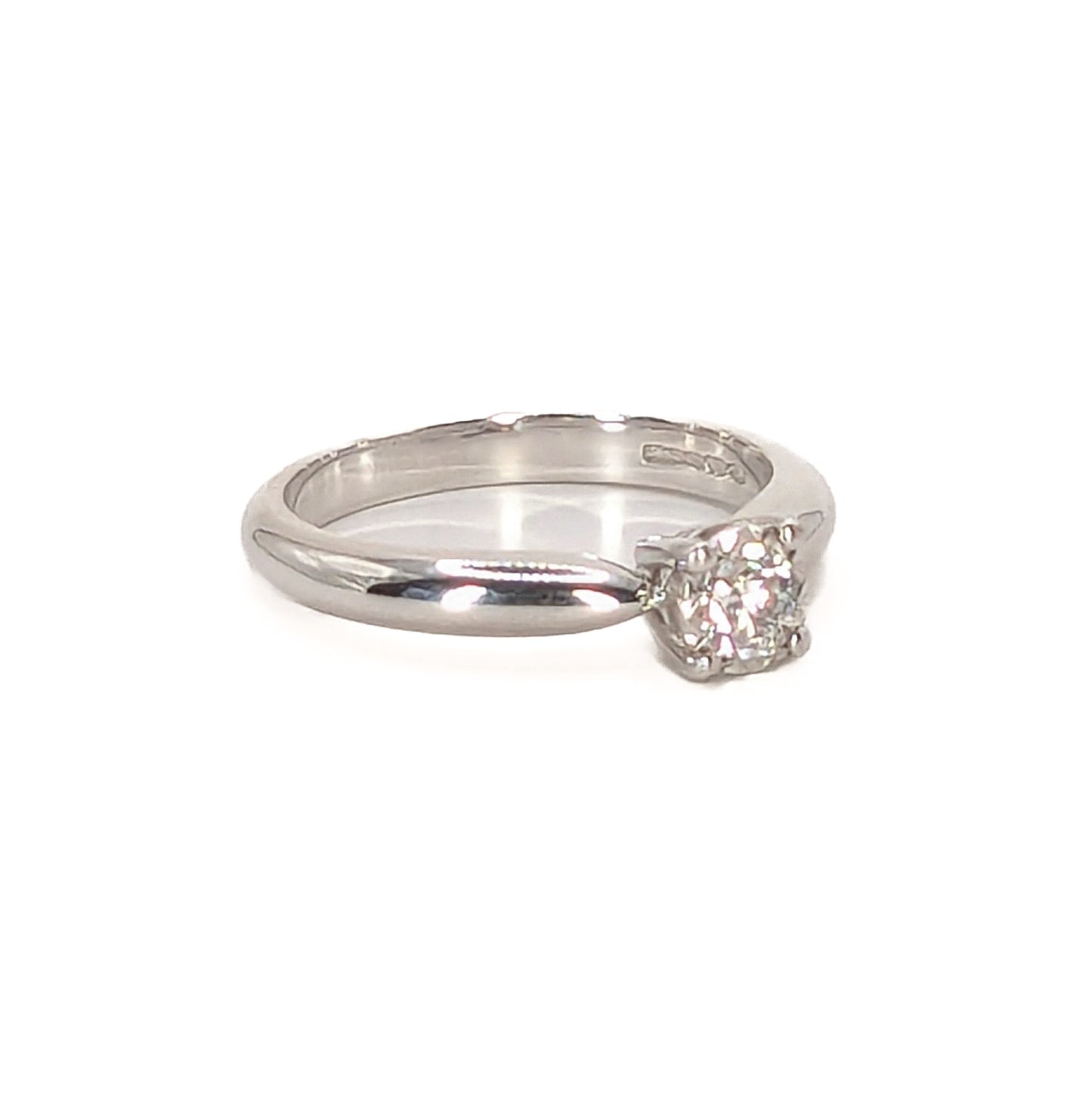18ct White Gold  Starlight Set Solitaire Diamond Ring