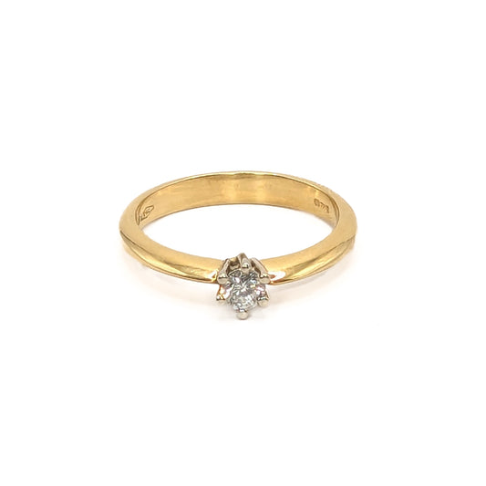 18ct Yellow Gold Diamond Solitaire Ring