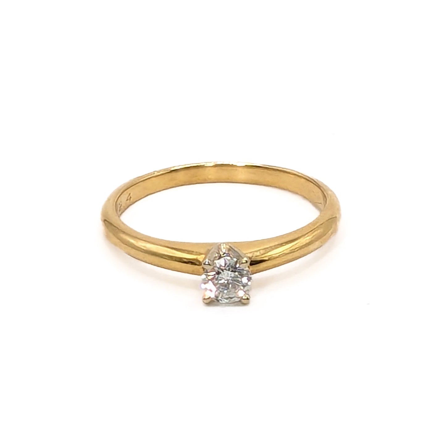 18ct Yellow Gold Diamond Solitaire Ring