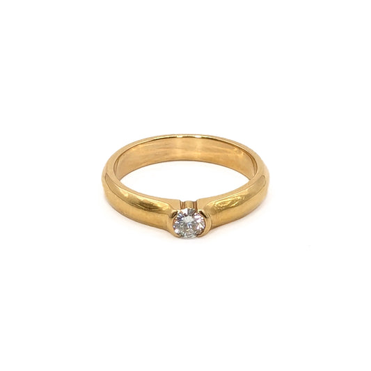 18ct Yellow Gold Diamond Solitaire Ring