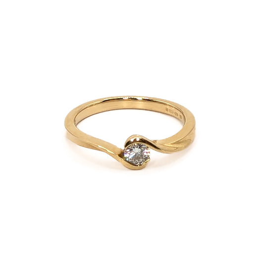18ct Yellow Gold Diamond Solitaire Ring