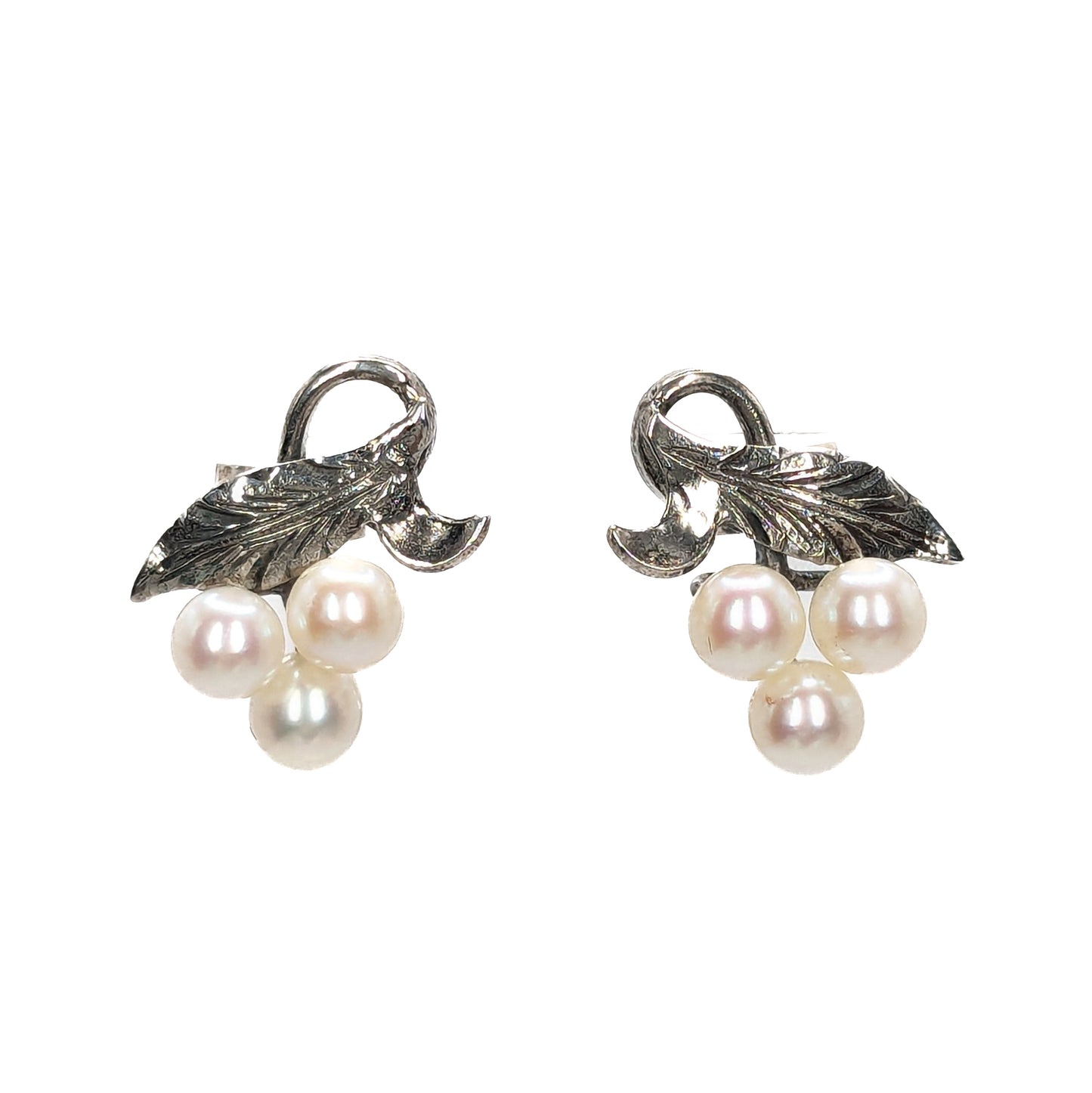 Silver Pearl Set Stud Earrings Pre Loved