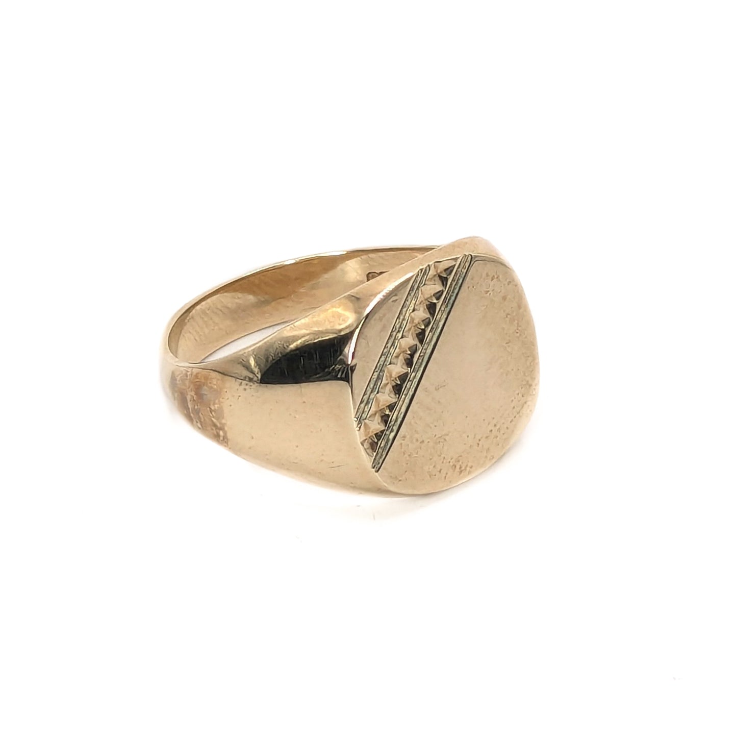 S9387 9ct Yellow Gold Engraved Signet Ring