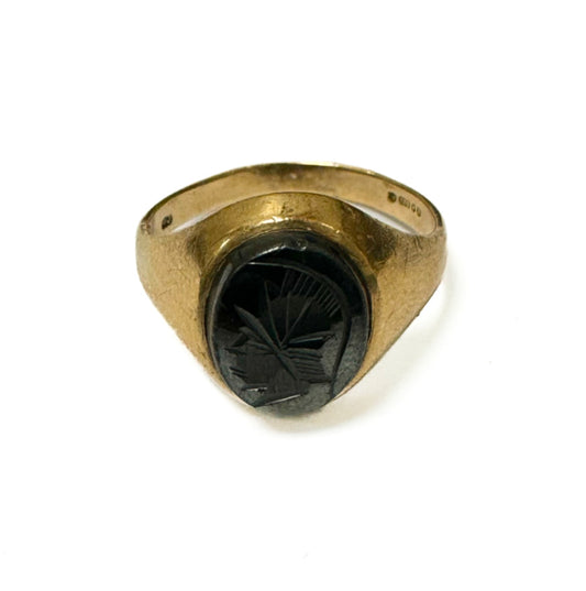 9ct Yellow Gold Black Carved Stone Signet Ring - Pre-Loved