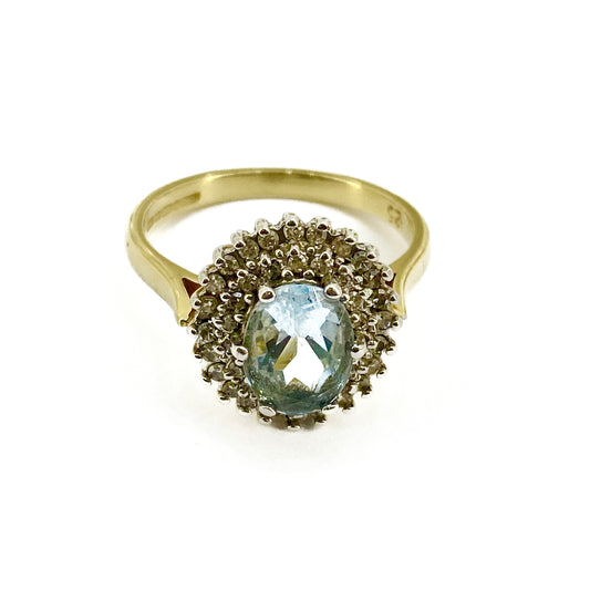 PLR198 Preloved 18ct  Y/G Blue stone /Diamond set Cluster Ring Size M    4.7grms
