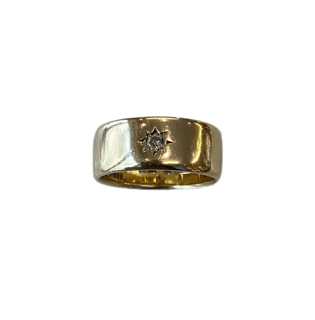 9ct Yellow Gold Diamond Set Wedding Ring Pre-Loved