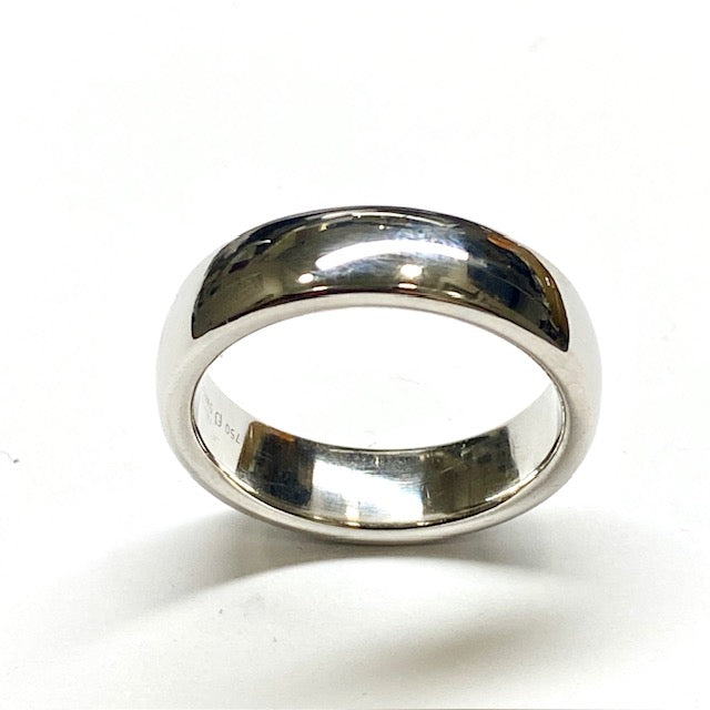 18ct White Gold Wedding Ring Pre Loved