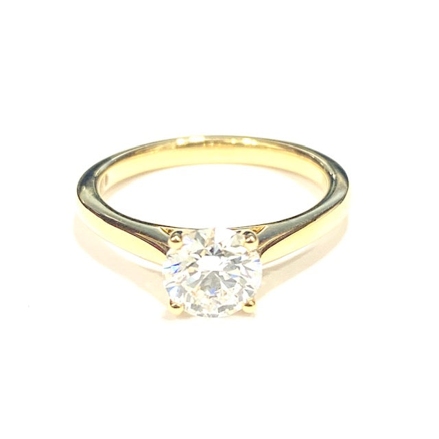 18ct Yellow Gold Certificated Lab Grown 1.04ct Round Brilliant Cut Diamond Ring