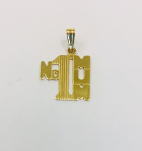 9ct yellow gold Number 1 MUM pendant 0.6grms