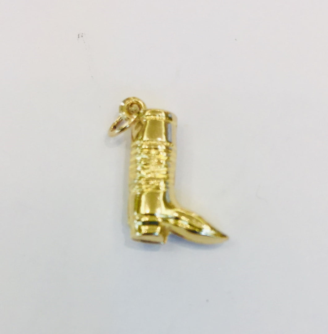 9ct yellow gold  boot charm pendant 0.6grms