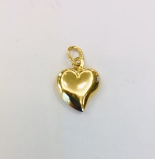 9ct yellow gold Heart charm Pendant 1.1grm