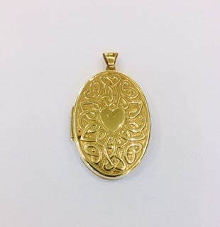 9ct yellow gold Celtic design Locket with engraved back 6.6grms 2.8cms width  x 4cms length