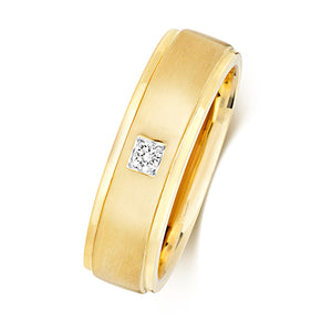 Gent's 9ct Yellow Gold Diamond Set Ring